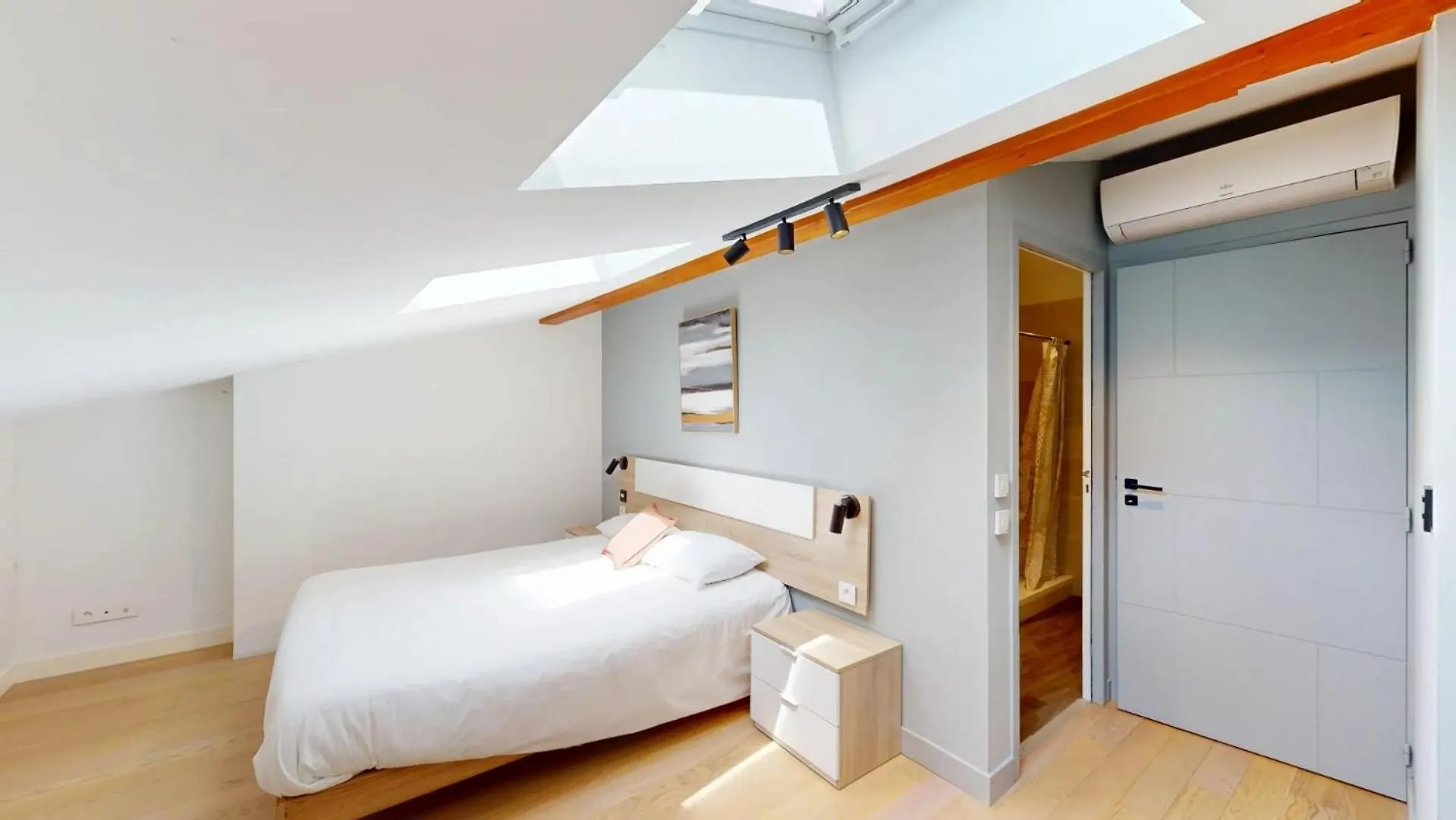 Apartamento Hyper Centre T3 Duplex-Terrace, Esquirol Toulouse